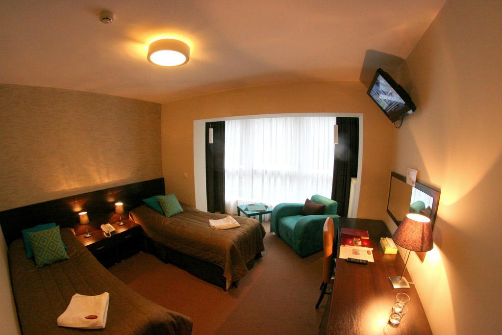 Hotel I Restauracja Złoty Las Cameră foto